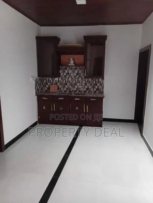 🏡 Luxury Two-Storey House For Sale In Malabe - PDH165