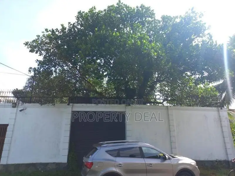 5 Bedrooms House for Sale in Pelawatte - PDH169