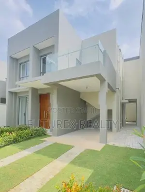 LUXURY CANTEBURY GOLF VILLA FOR IMMEDIATE SALE