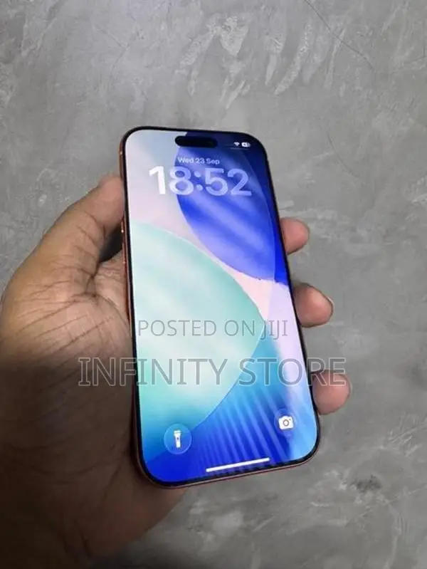 Apple iPhone 17 Pro 256GB (Used)