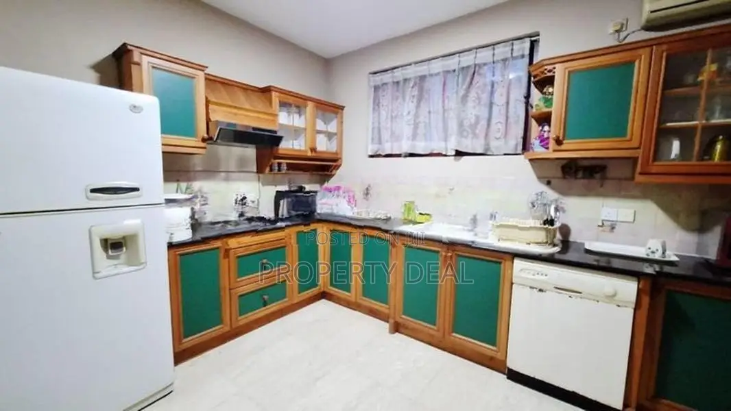 5 Bedrooms House Sale in Colombo 7- PDH170