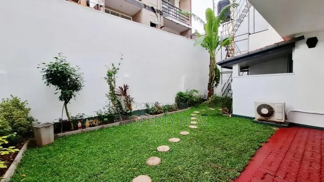 5 Bedrooms House Sale in Colombo 7- PDH170