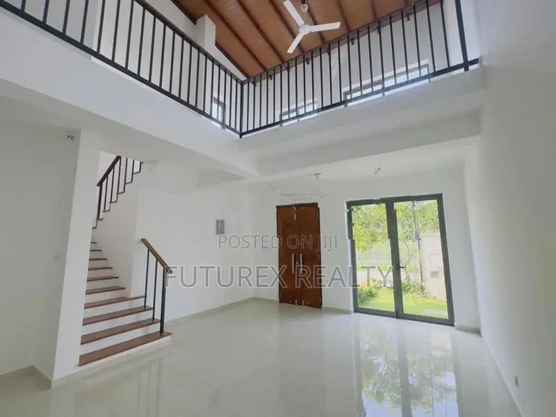 LUXURY GOLF 3 BR VILLA FOR SALE IN PILIYANDALA