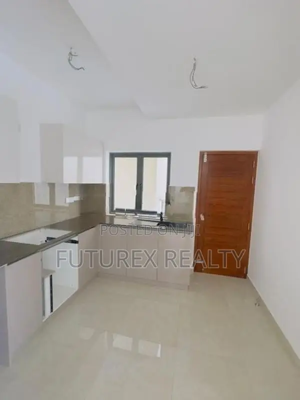 LUXURY GOLF 3 BR VILLA FOR SALE IN PILIYANDALA