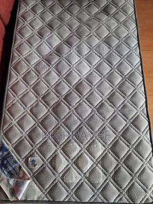 Hotel-Grade Used Mattresses