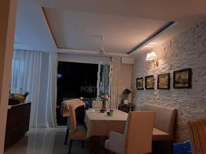 Two Storied House For Sale in Colombo 7 - PDH181