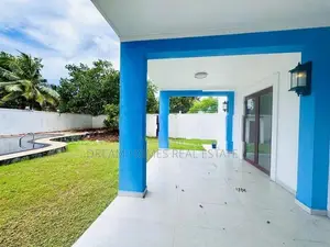 Two-Storey Family Home With Swimming Pool – Pelawatte In Battaramulla