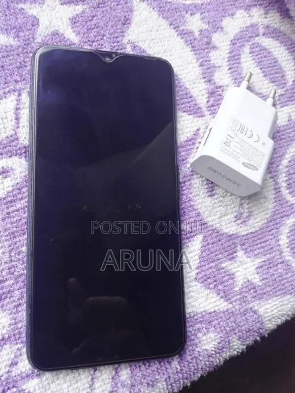 Samsung Galaxy M10 (Used)