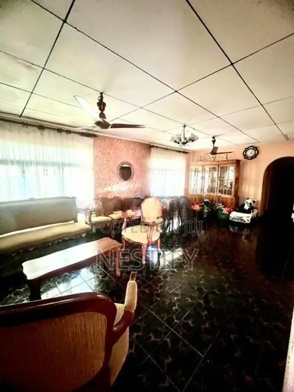 Three Bedroom House for Sale Mount Lavinia (Close to Galle Road)