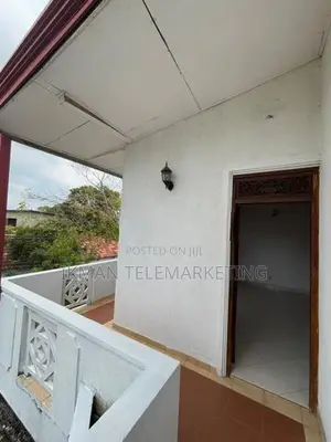 Upstairs House for Rent in Moratuwa