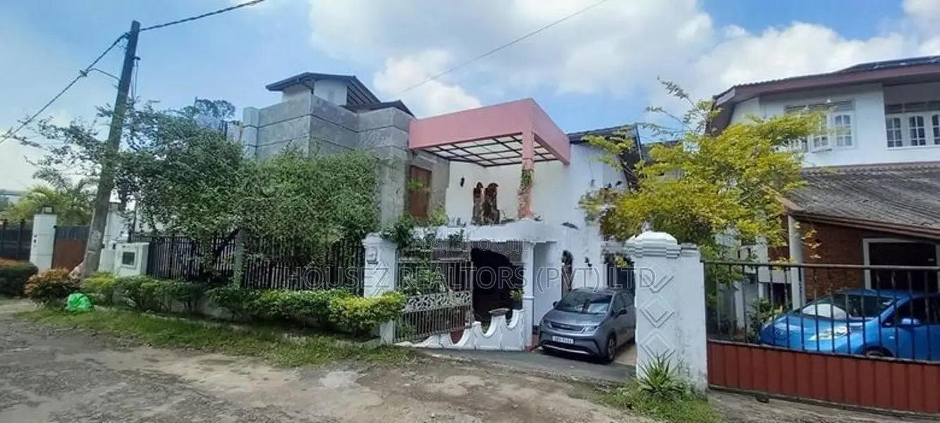 Spacious 6-Bedroom House for Sale – Malabe