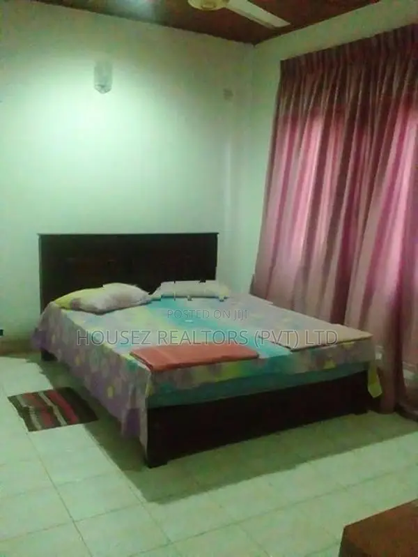 Spacious 6-Bedroom House for Sale – Malabe