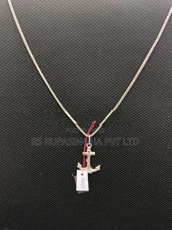 Silver Chain With Pendant
