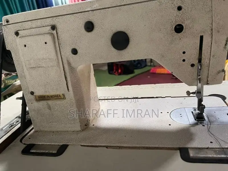 Sewing Machine Consew