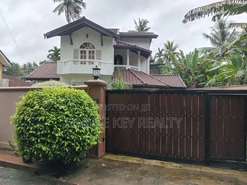 Beutiful Two Storey House for Sale in Kadawatha