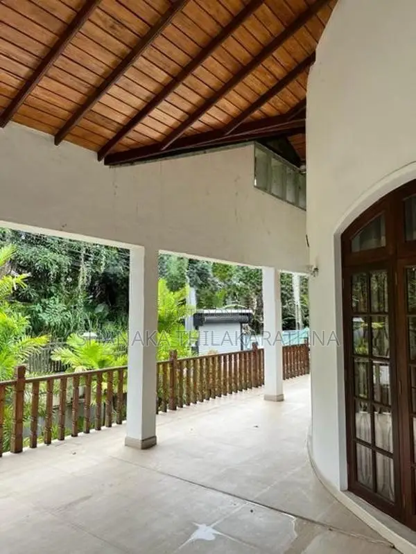 Luxury Smart Palace-Type House for Sale – Nugawela, Katugastota, Kandy