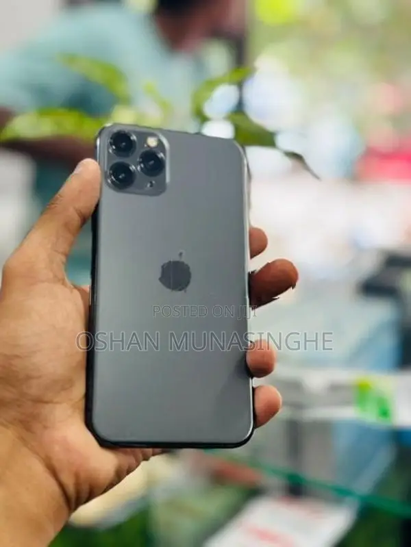 Apple iPhone 11 Pro (Used)