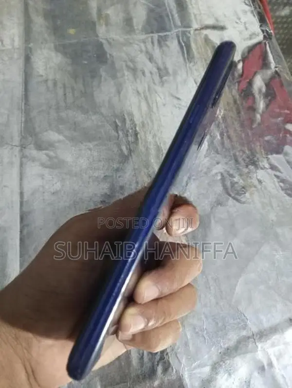 Samsung Galaxy A20s (Used)