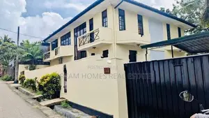 Spacious 4-Bedroom House For Rent – Nawala