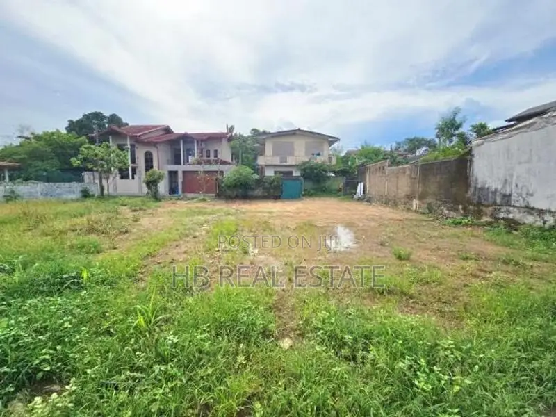 12 Perches Residential Bare Land For Sale In Battaramulla