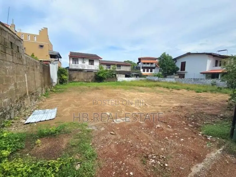 12 Perches Residential Bare Land For Sale In Battaramulla