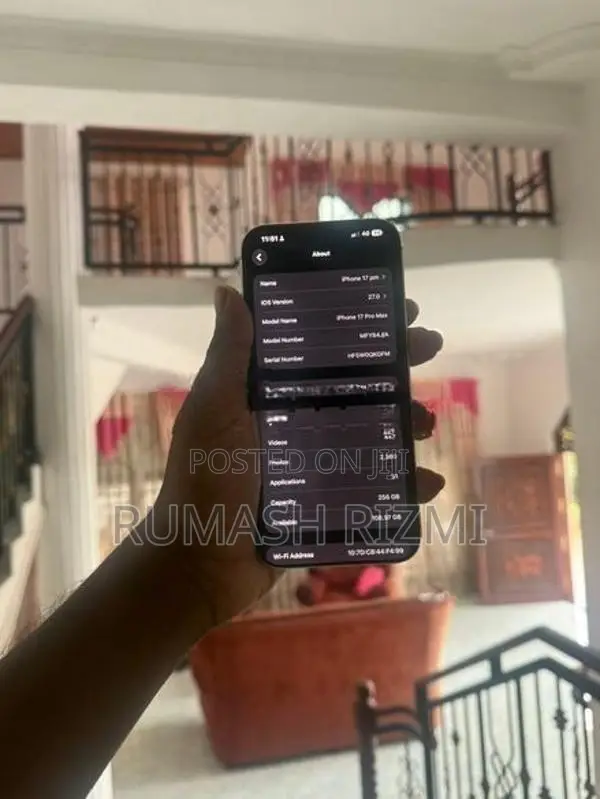 Apple iPhone 17 Pro Max 256GB (Used)