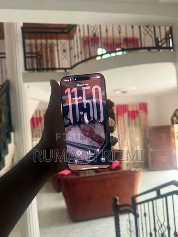 Apple iPhone 17 Pro Max 256GB (Used)