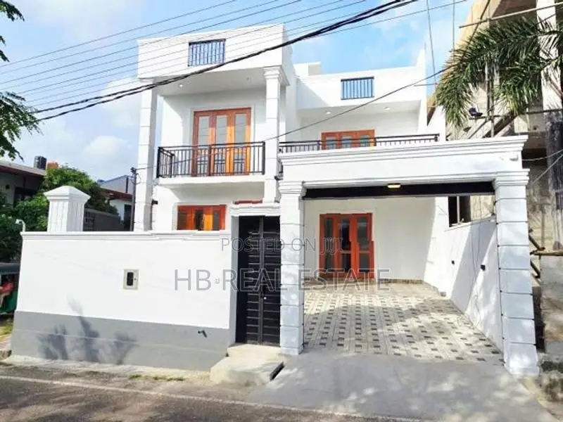 Modern Luxury Three Story House For Sale Bokundara