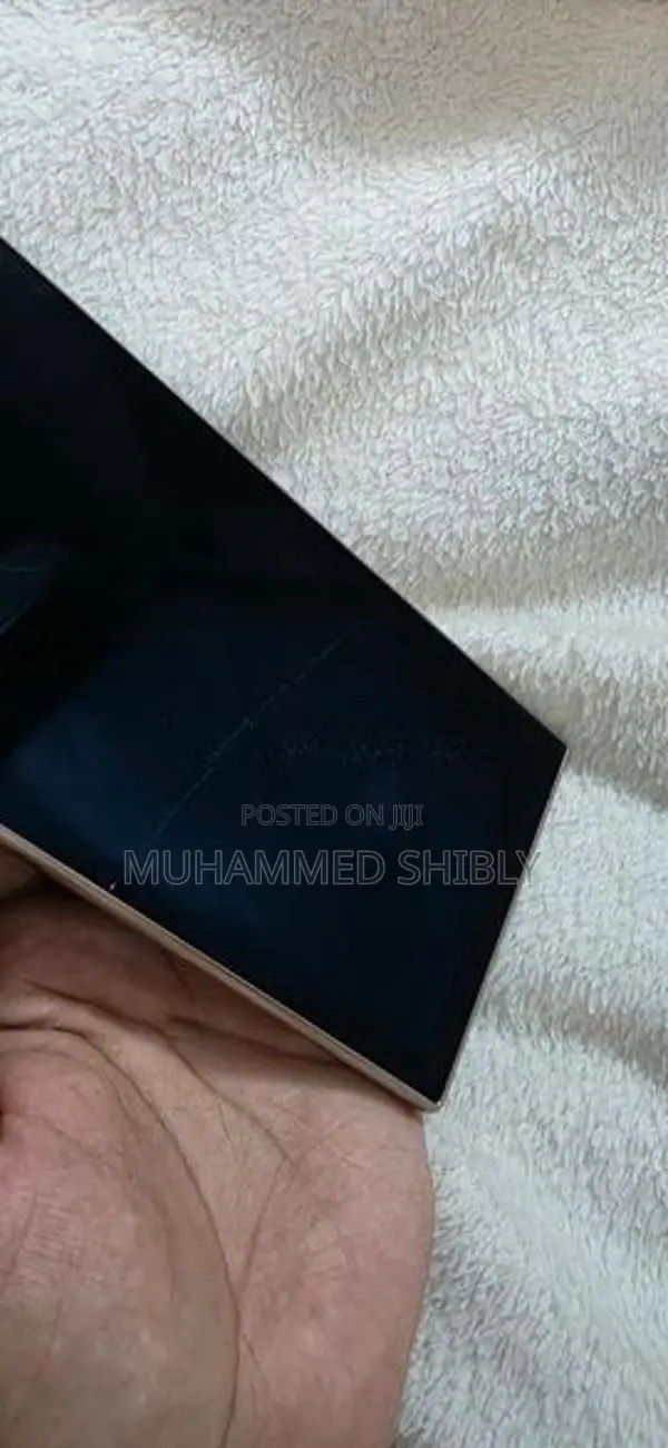 Samsung Galaxy S24 Ultra (Used)