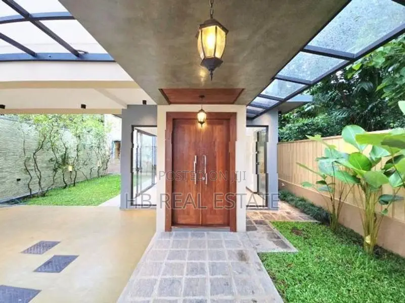 Modern Designed Super Luxury Three Story House Palewatta