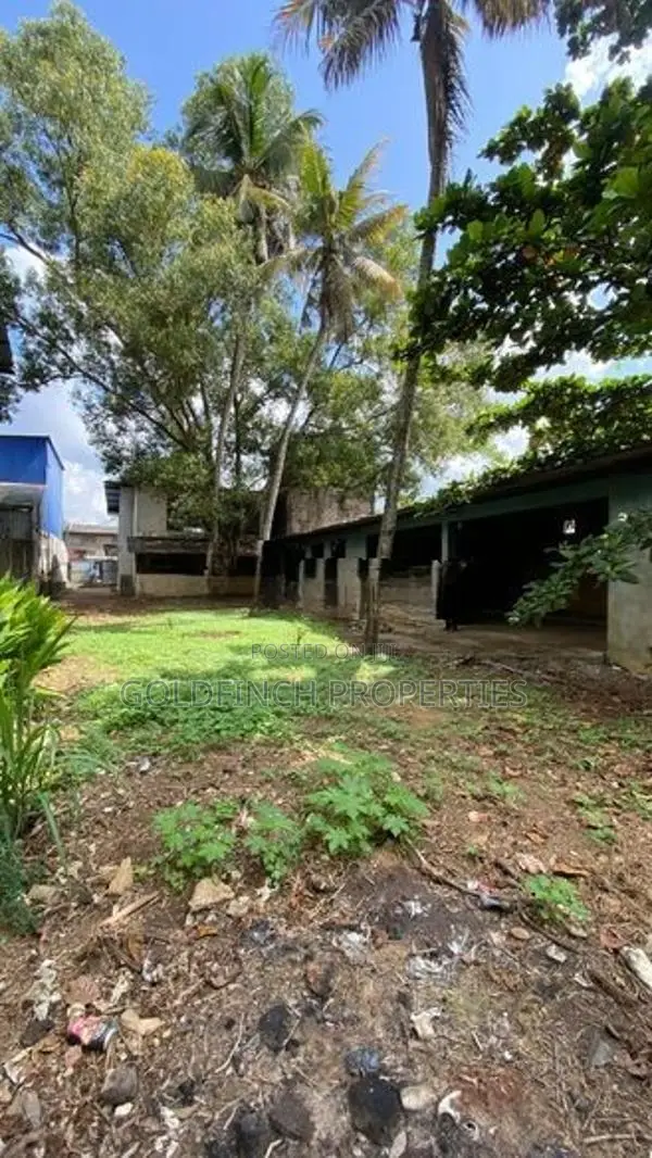 Kaduwela Main Road Facing Land for Sale