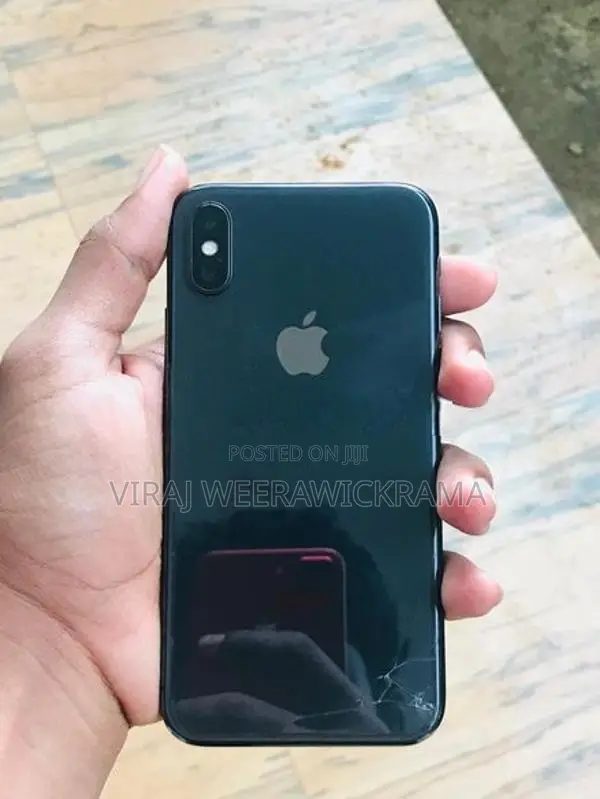 Apple iPhone X (Used)