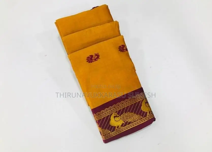 வண்ணமயில் சாரிகள்