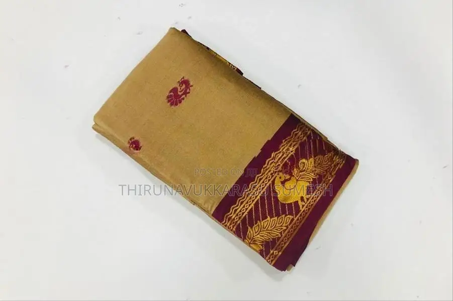வண்ணமயில் சாரிகள்