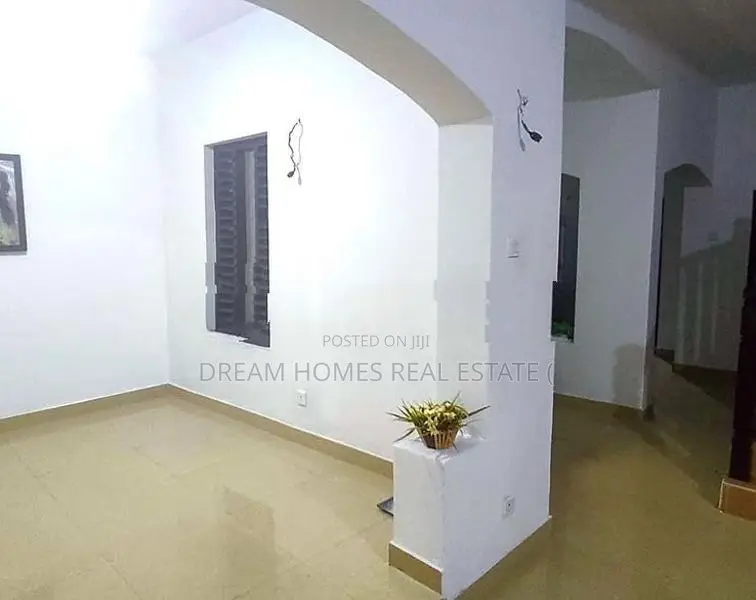 Fully Completed 2-Story House for Sale – Ja-Ela Town