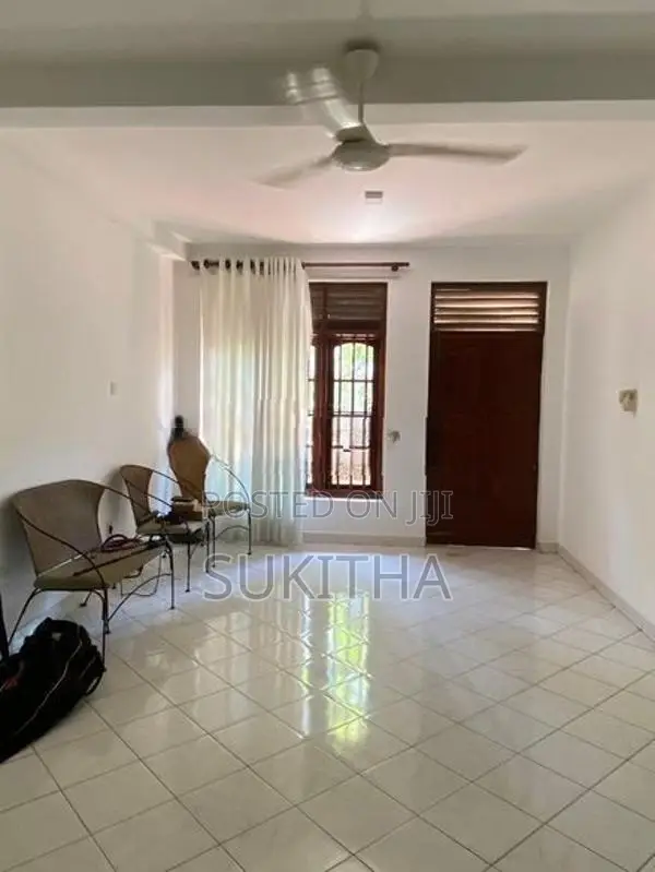 Mount Lavinia 5 Bedroom House for Sale
