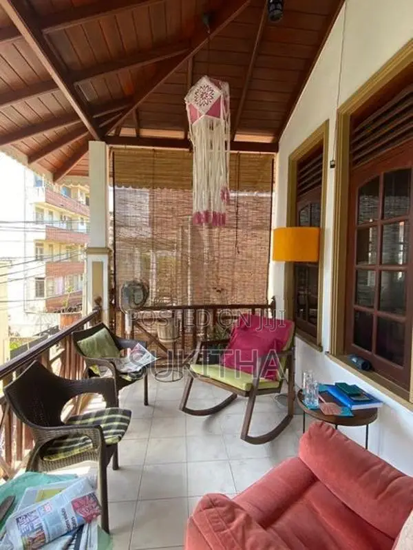 Mount Lavinia 5 Bedroom House for Sale