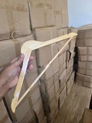 Wooden Hangers High Quality