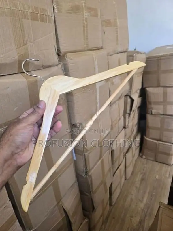 Wooden Hangers High Quality