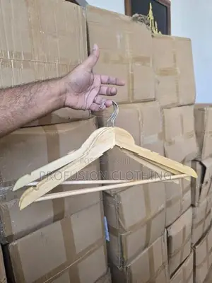 Wooden Hangers High Quality