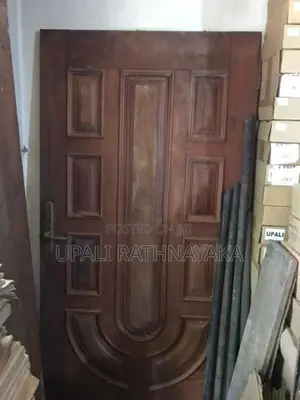 කොස් ලී කැටයම් දොරක්