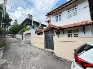 12 Perch 4BR House for Sale in Kotte