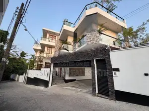 Luxury New House for Sale in Battaramulla