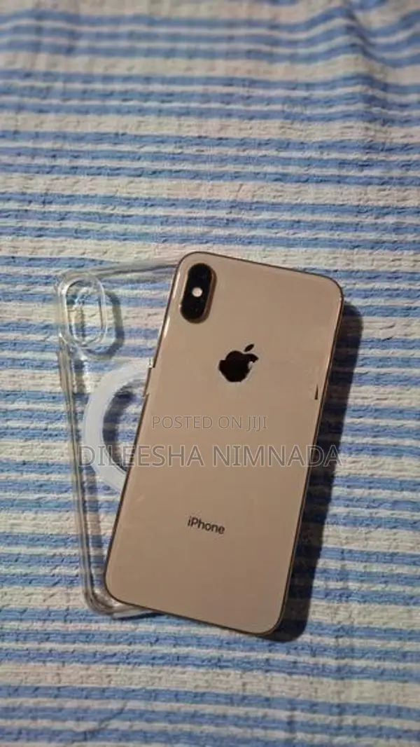 Apple iPhone XS (Used)