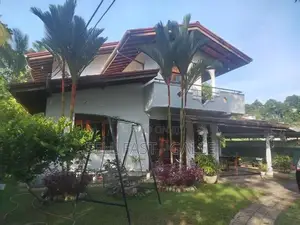 House(Upstairs) For Rent In Karapitiya