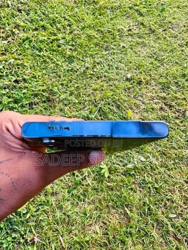 Samsung Galaxy S23 Ultra (Used)