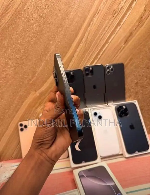 Apple iPhone 16 Pro Max (Used)