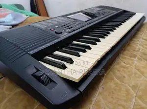 YAMAHA PSR 630
