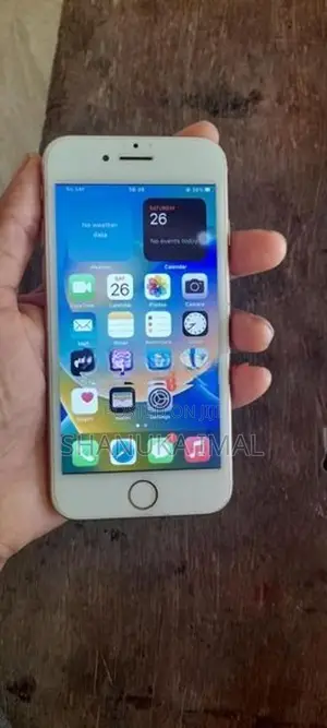 Apple iPhone 8 (Used)