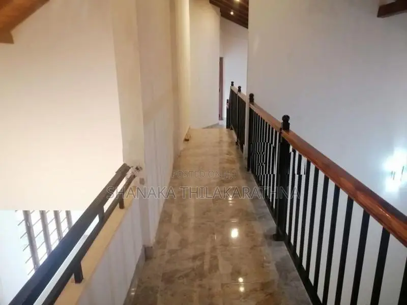 Two-Storey House For Sale – Warallagama, Kandy